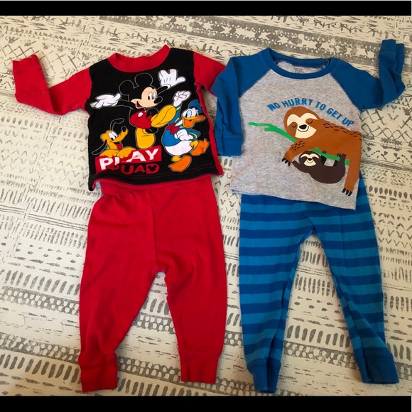 Pajama Set - Picture 1 of 1